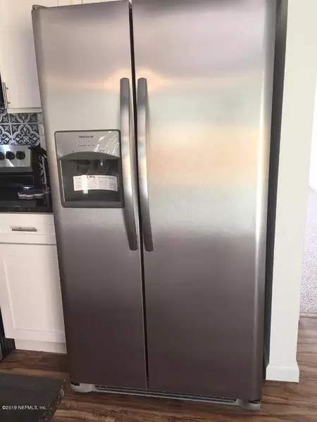 Coliving in College Park JAX - Northside, Jacksonville