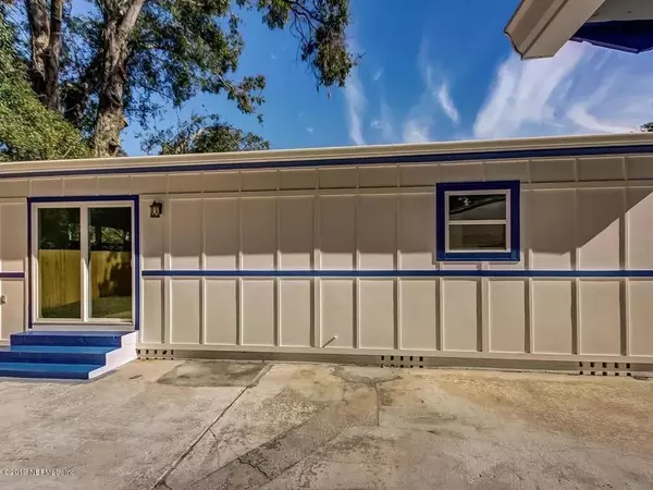 Coliving in College Park JAX - Northside, Jacksonville