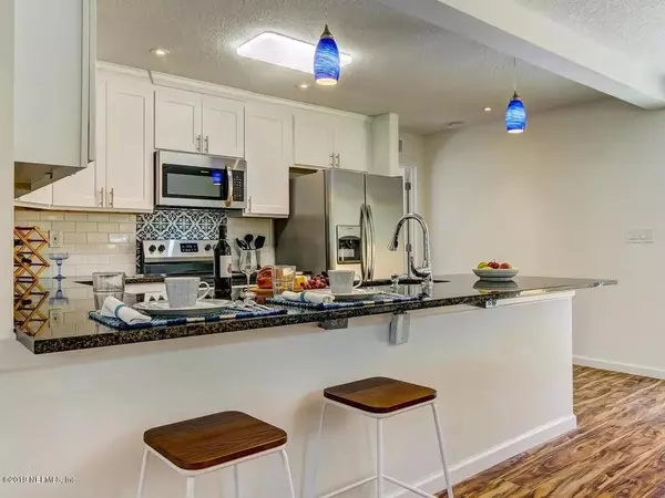 Coliving in College Park JAX - Northside, Jacksonville