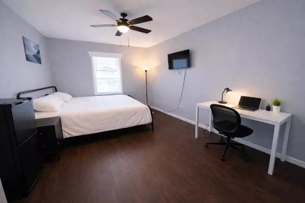 Coliving in College Park JAX - Northside, Jacksonville