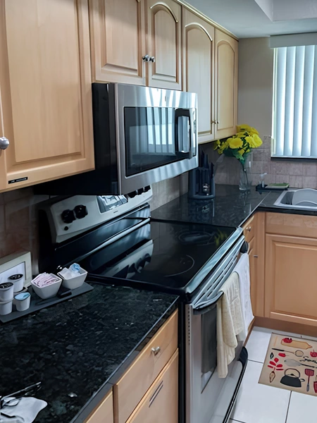 Coliving in Oakland Park - Broward County, Miami