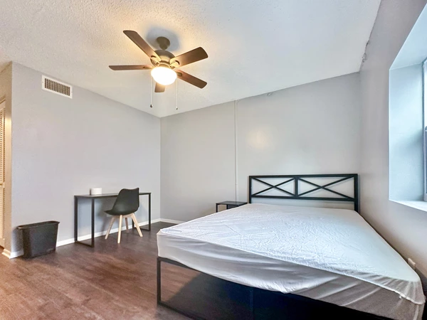 Coliving in Land O' Lakes - North Tampa, Tampa