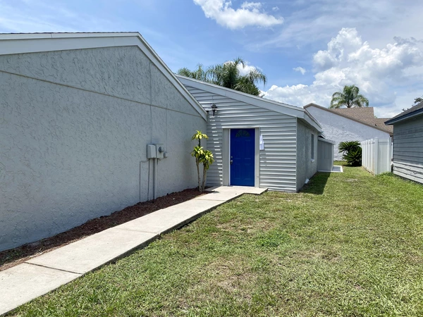 Coliving in Land O' Lakes - North Tampa, Tampa