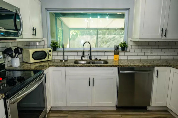 Coliving in Valrico - East Tampa, Tampa