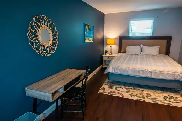 Coliving in Valrico - East Tampa, Tampa