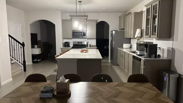 Coliving in The Woodlands - Nw Houston, Houston