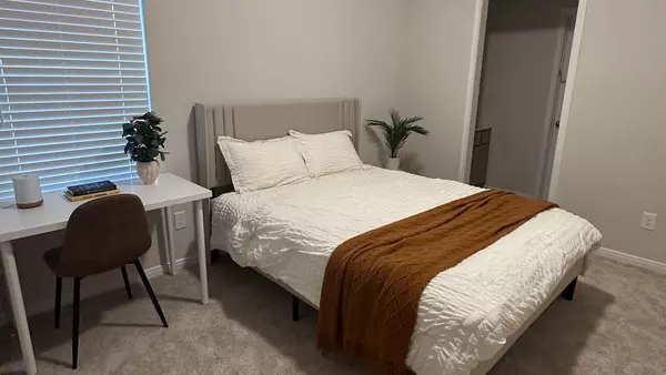 Coliving in The Woodlands - Nw Houston, Houston