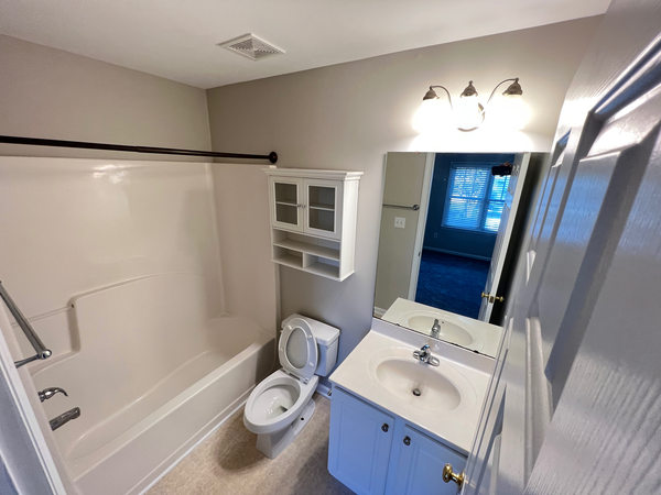 Coliving in Governors Village - Chapel Hill, Raleigh