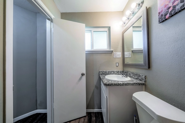 Coliving in Central Southwest - Sw Houston, Houston