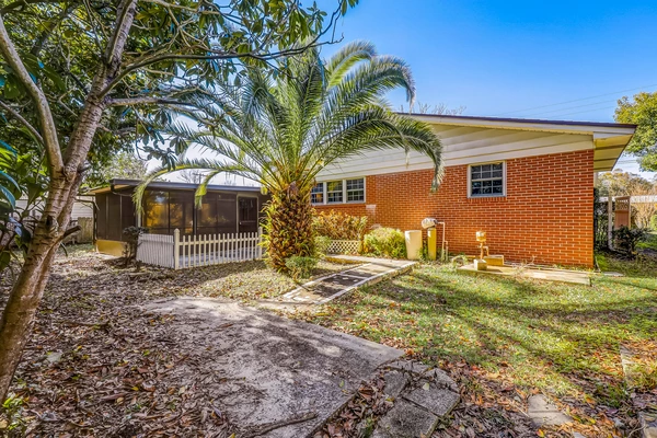 Coliving in Lake Forest - Northside, Jacksonville