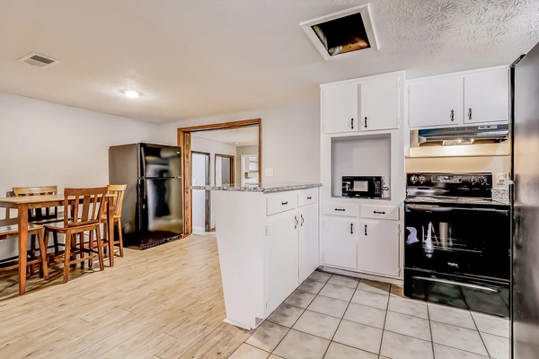 Coliving in Lake Forest - Northside, Jacksonville