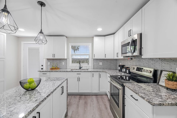 Coliving in Zephyrhills - North Tampa, Tampa