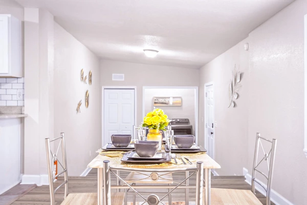 Coliving in College Park JAX - Northside, Jacksonville