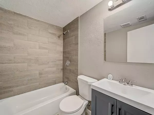 Coliving in Wolf Creek - Sw Dallas, Dallas