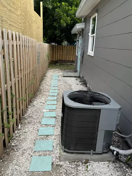 Coliving in Lealman - Clearwater-St. Petersburg, Tampa