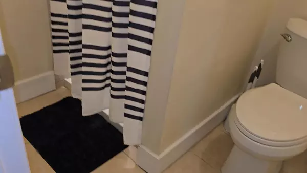 Coliving in College Park JAX - Northside, Jacksonville