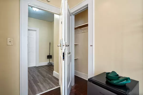 Coliving in College Park JAX - Northside, Jacksonville