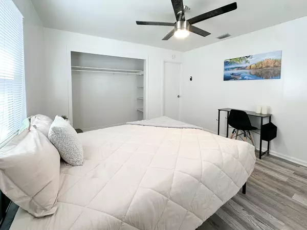 Coliving in Macfarlane Park - West Tampa, Tampa
