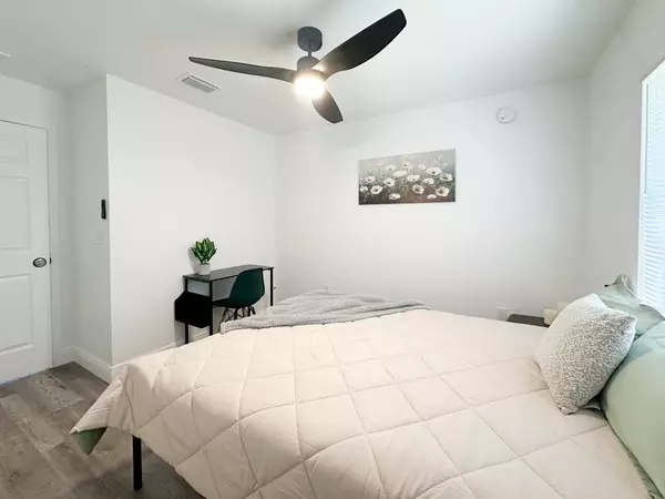 Coliving in Grant Park Tampa - East Tampa, Tampa