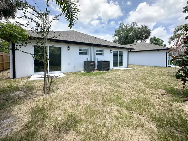 Coliving in Grant Park Tampa - East Tampa, Tampa