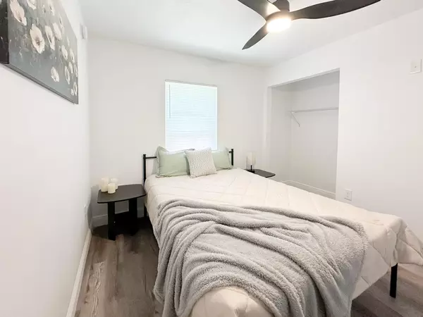 Coliving in Grant Park Tampa - East Tampa, Tampa