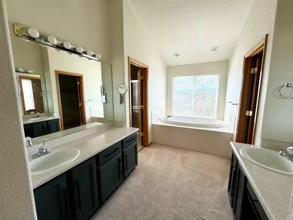 Coliving in Cimarron Hills - East COS, Colorado Springs