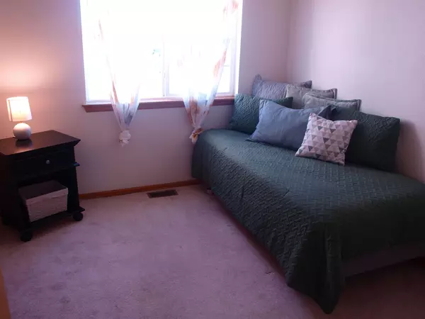 Coliving in Cimarron Hills - East COS, Colorado Springs