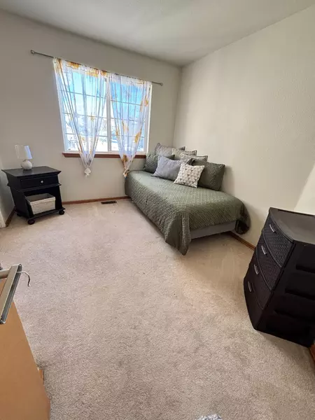 Coliving in Cimarron Hills - East COS, Colorado Springs