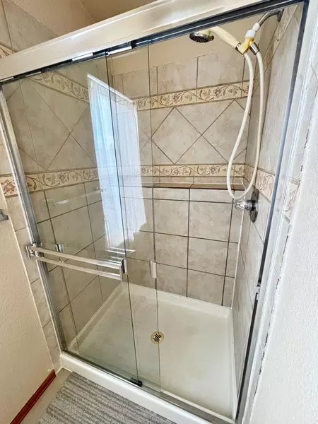 Coliving in Cimarron Hills - East COS, Colorado Springs