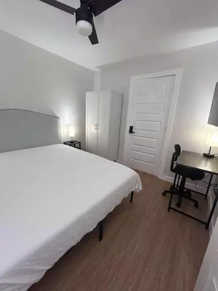 Coliving in Irving - Sw Dallas, Dallas