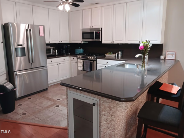 Coliving in Cary - Outer Triangle, Raleigh