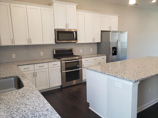 Coliving in Montclaire South - South Charlotte, Charlotte