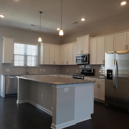 Coliving in Montclaire South - South Charlotte, Charlotte