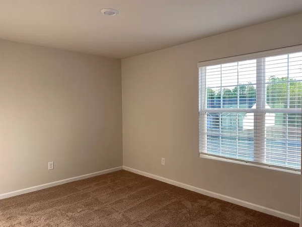 Coliving in Southeast Winston-Salem - Winston-Salem, Greensboro