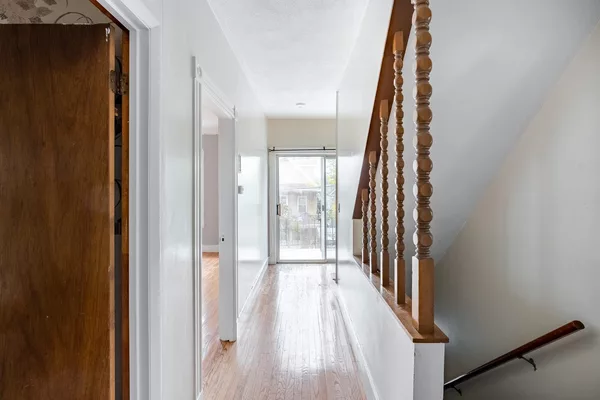 Coliving in Davis Square - Somerville, Boston