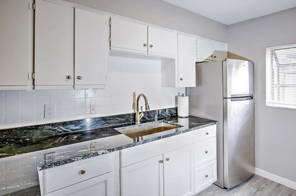 Coliving in Town 'n' Country - West Tampa, Tampa