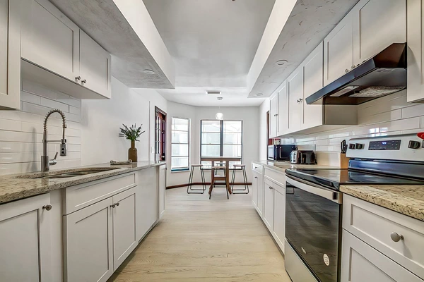 Coliving in Land O' Lakes - North Tampa, Tampa