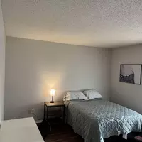 Coliving in Blue Springs - Outer KCMO, Kansas City