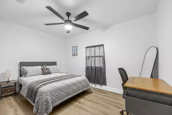 Coliving in Cocoa - Outer Orlando, Orlando