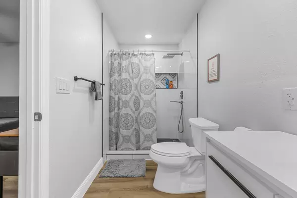 Coliving in Cocoa - Outer Orlando, Orlando