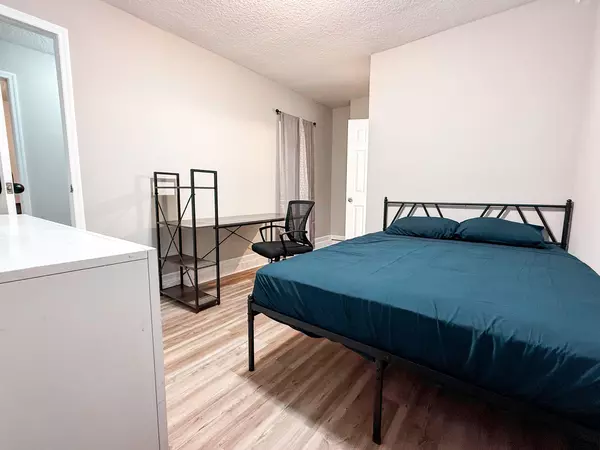 Coliving in Windy Hill - Southside, Jacksonville