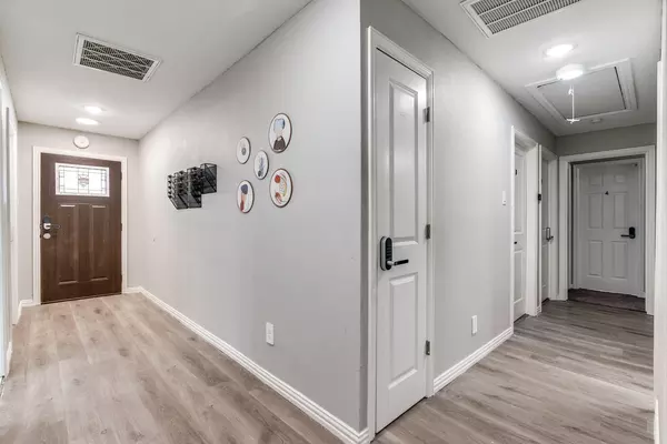 Coliving in Wolf Creek - Sw Dallas, Dallas