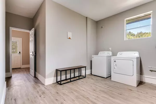 Coliving in Wolf Creek - Sw Dallas, Dallas