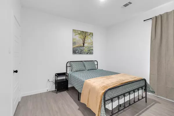 Coliving in The Woodlands - Nw Houston, Houston