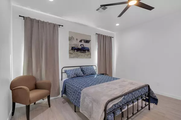 Coliving in The Woodlands - Nw Houston, Houston