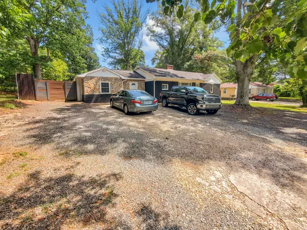 Coliving in Derita / Statesville - North Charlotte, Charlotte