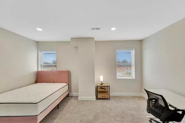 Coliving in West Baltimore - Baltimore Metro Area, Washington DC