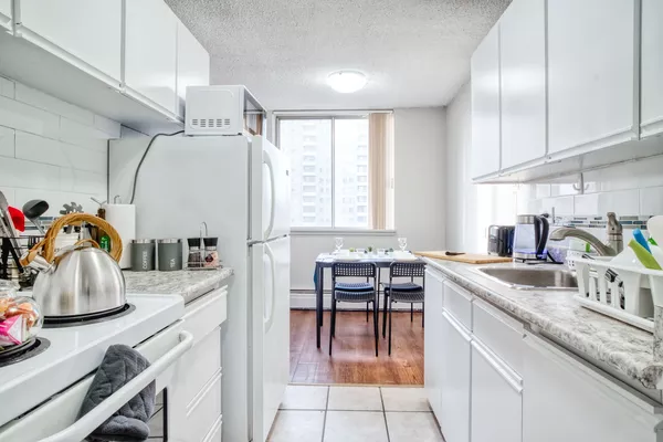 Coliving in Garneau - South Central, Edmonton