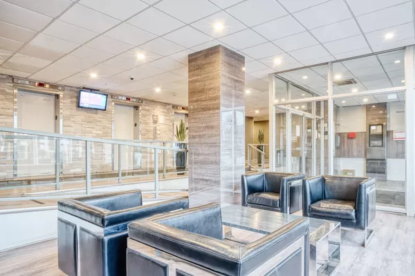 Coliving in Garneau - South Central, Edmonton