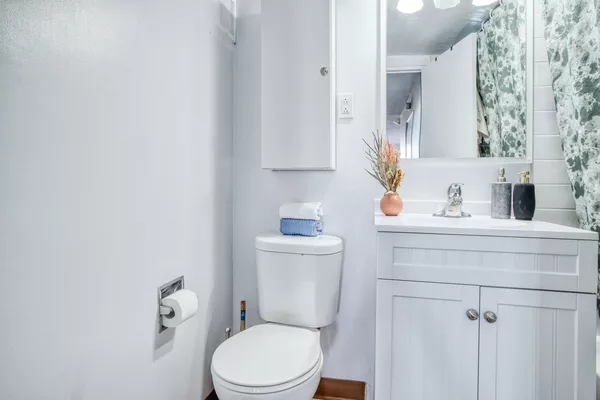 Coliving in Garneau - South Central, Edmonton